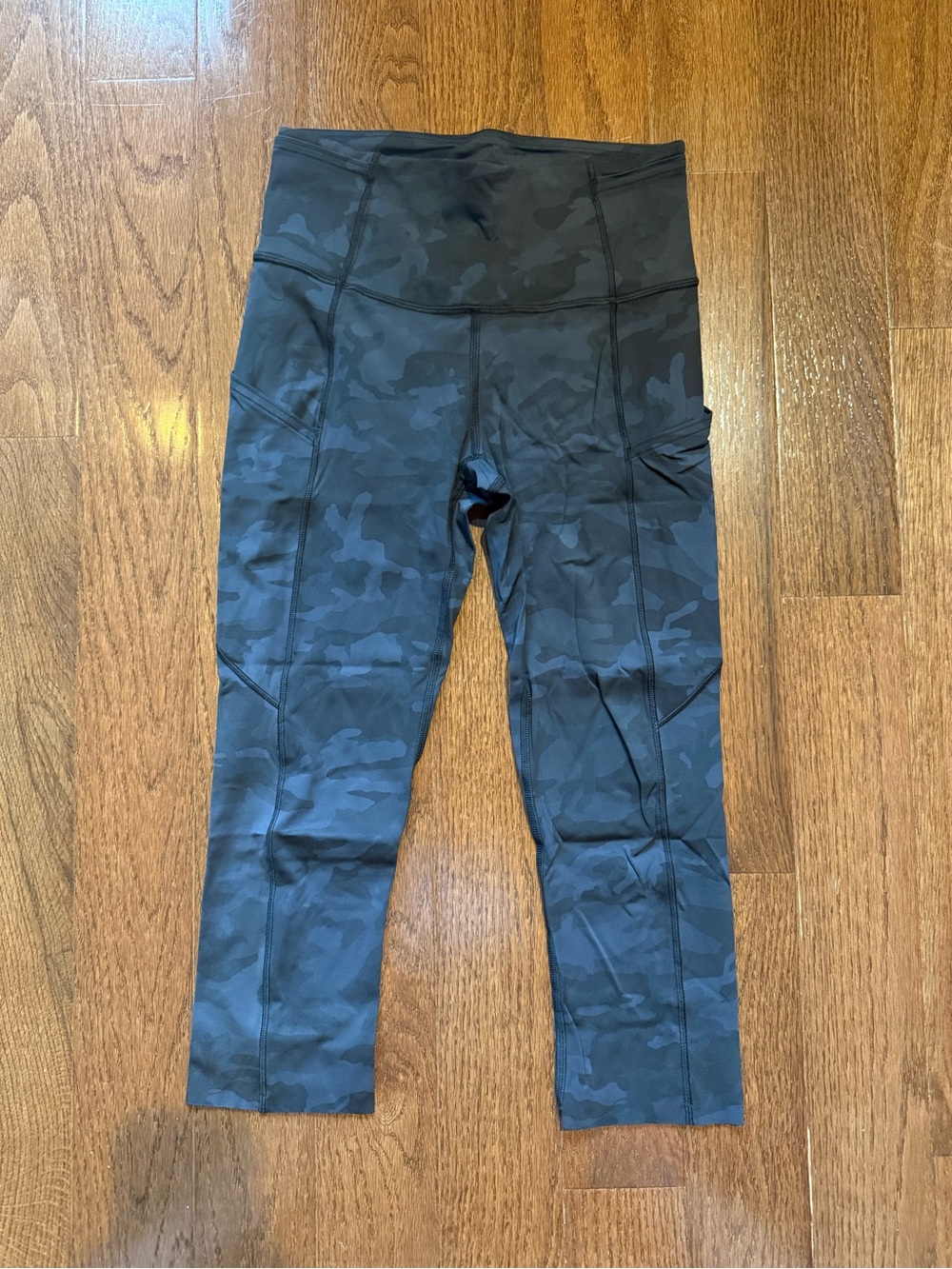 lululemon athletica cropped Black Camo High-Rise Leggings